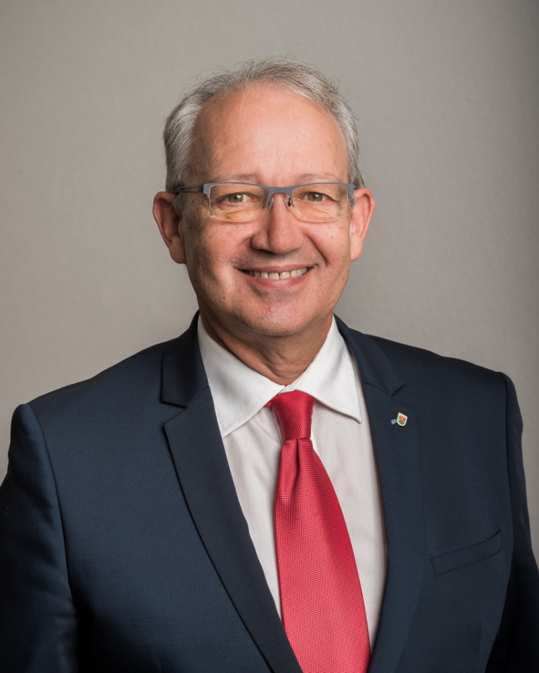 François Cuche François Cuche