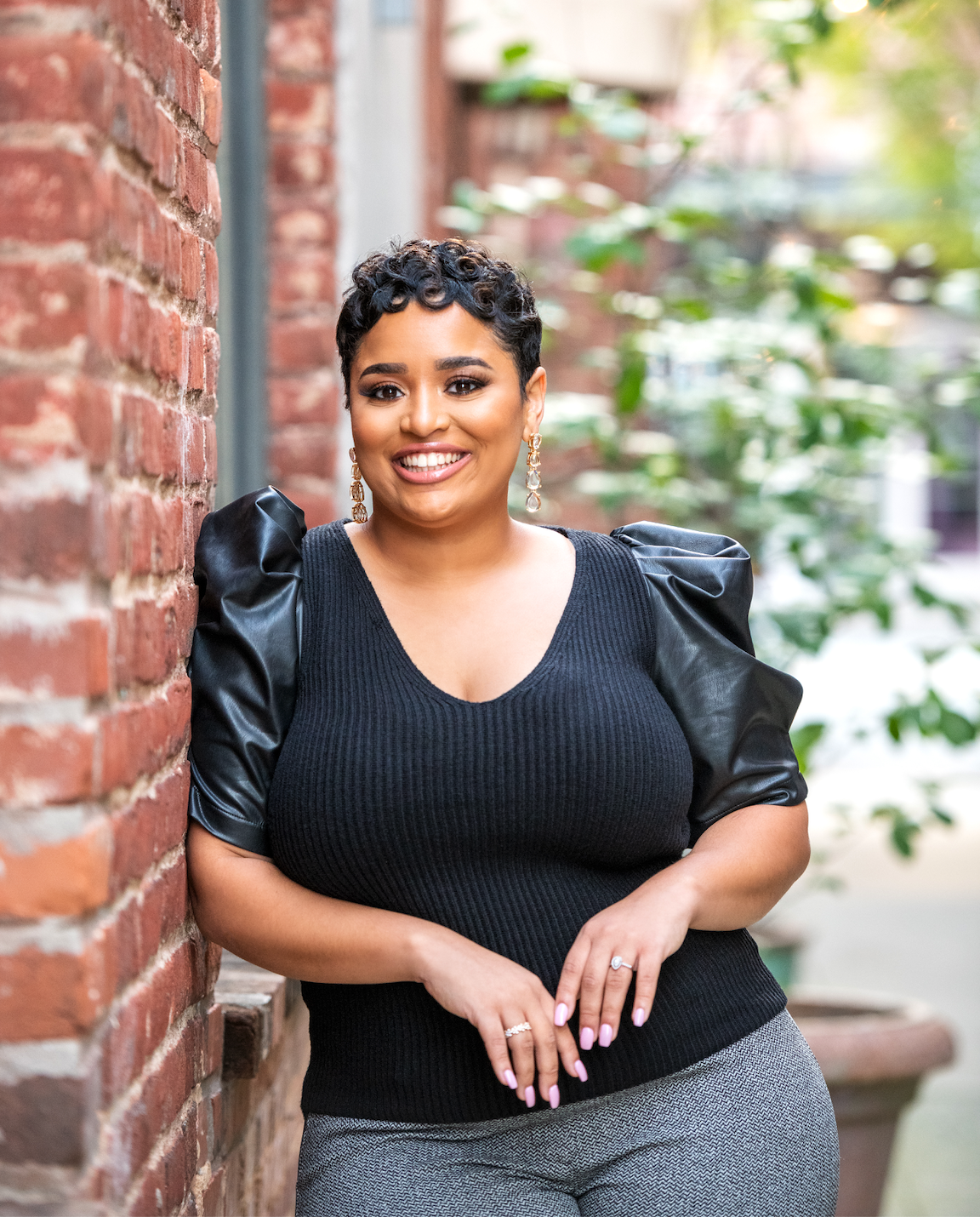 Alyssa Jones Alyssa Jones